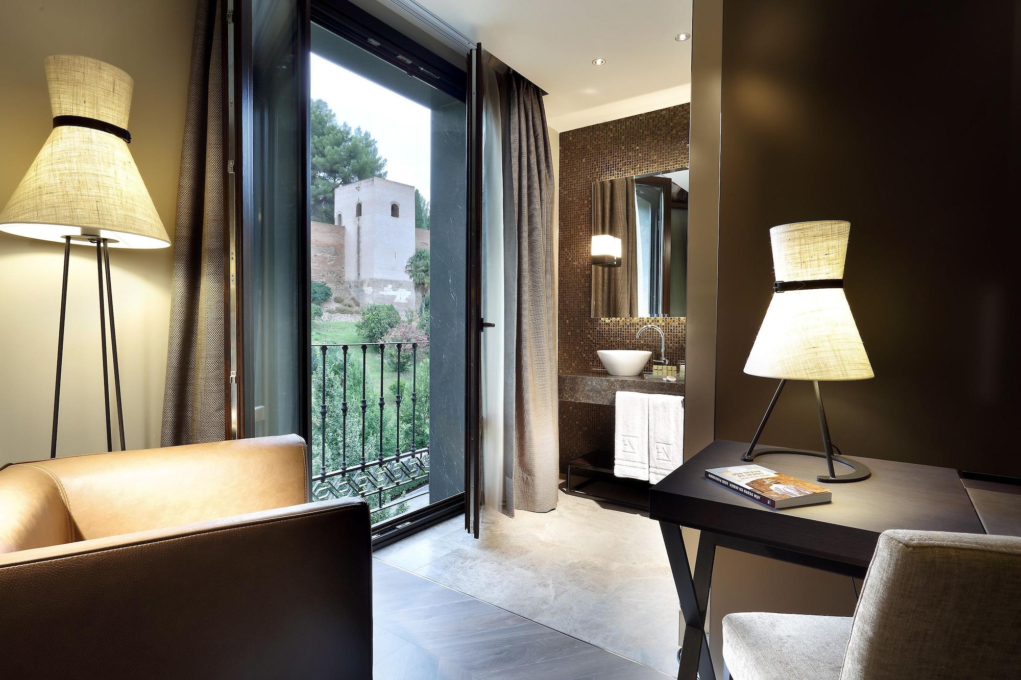 Aurea Washington Irving By Eurostars Hotel Company Granada Exterior photo A room at the hotel